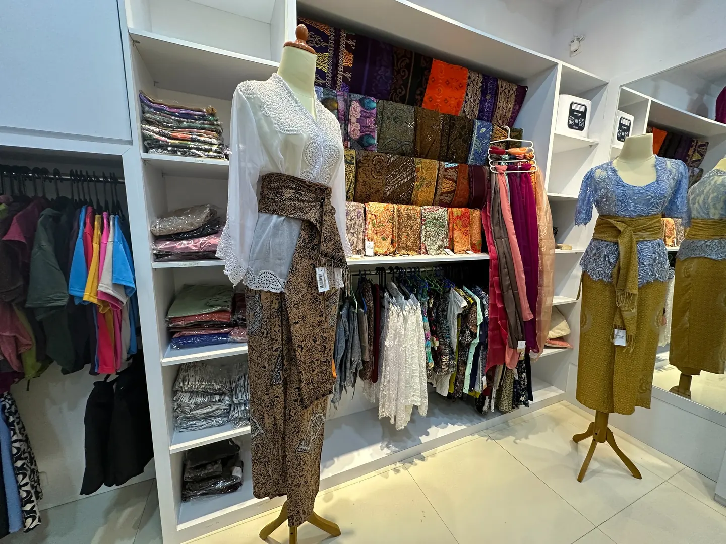 Fashion Bali Modern